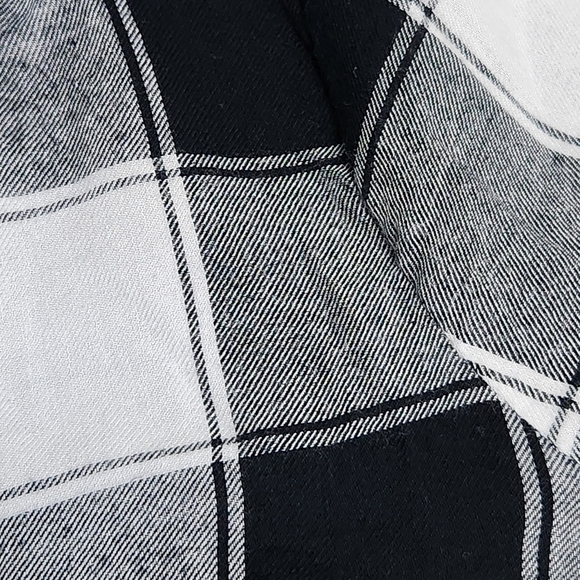 BP flannel plaid button down black white large - Picture 5 of 12